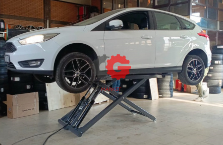 KraftWell KRW2.7L Подъемник ножничный г/п 2,7 т. мобильный