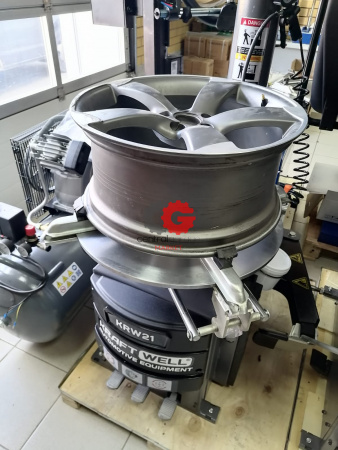 KraftWell KRW22 Шиномонтажный станок полуавтоматический 10-21"