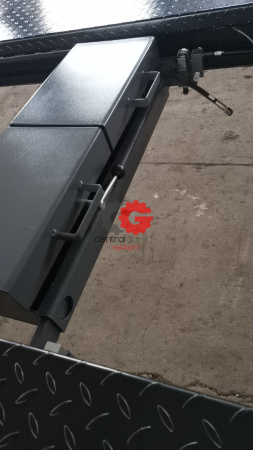 KraftWell KRW4WB Подъемник четырехстоечный г/п 4000 кг. платформы для сход-развала. С траверсой
