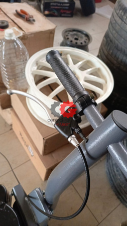 KraftWell KRW2.7L Подъемник ножничный г/п 2,7 т. мобильный