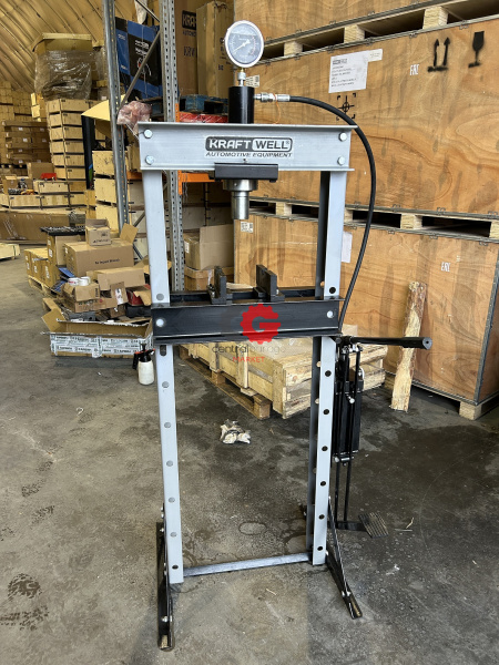 KraftWell KRWPR20F_demo Пресс 20 т. с ручным и ножным приводом