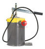 KraftWell KRW1797A Нагнетатель солидола с ручным приводом 10 л